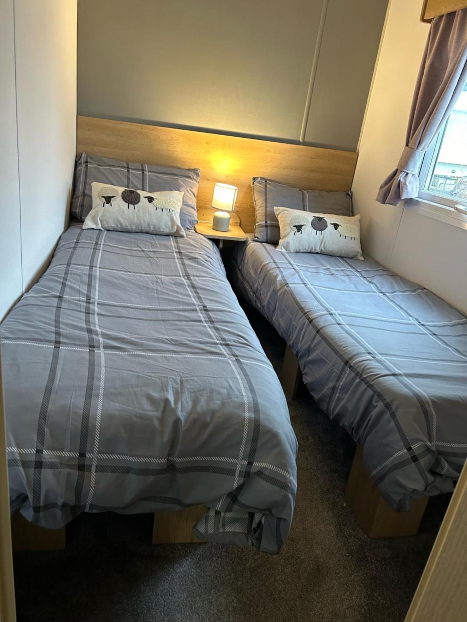Beautiful 8 Birth Holiday Home - Tattershall Lakes מראה חיצוני תמונה